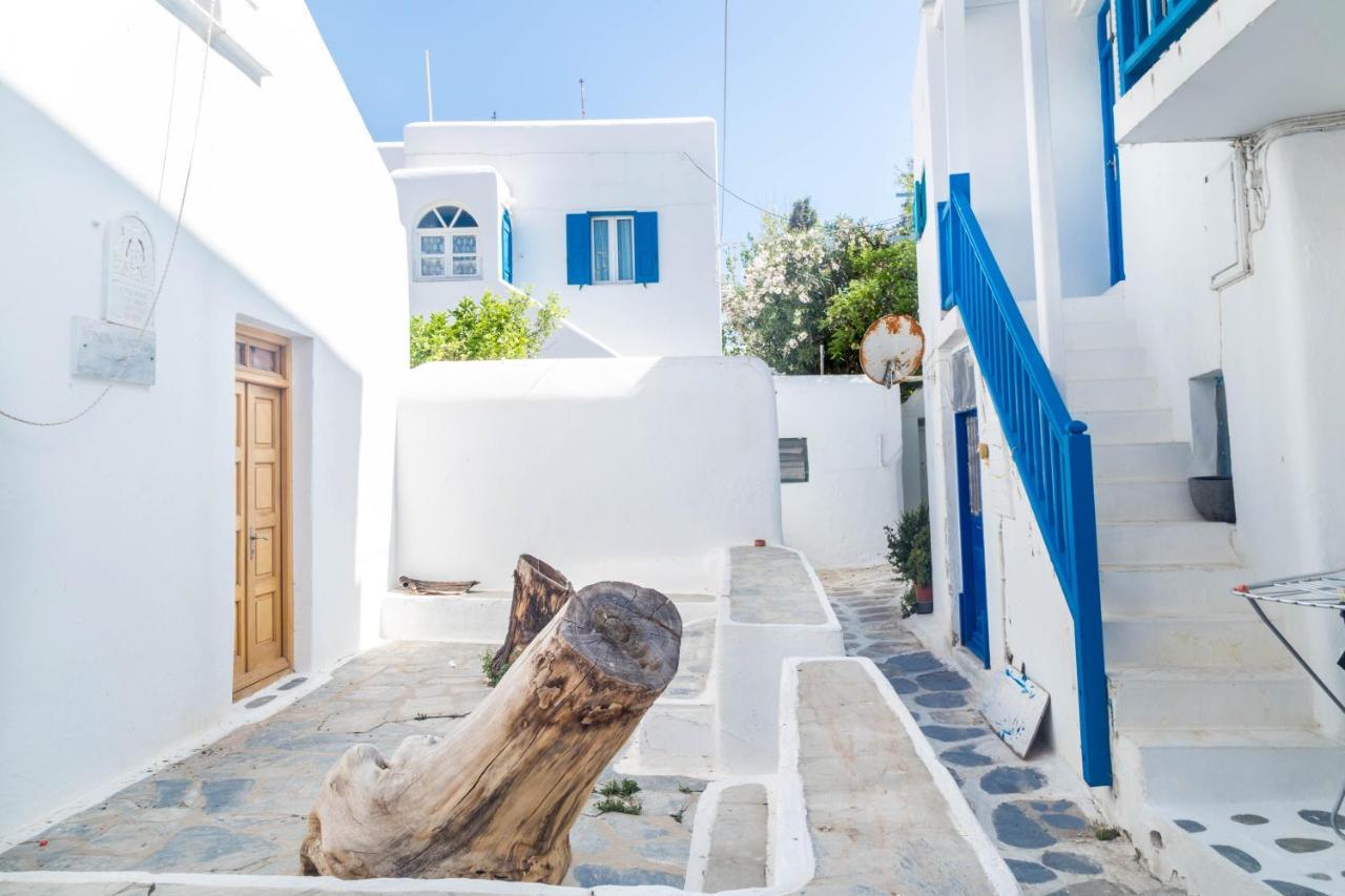 Mykonos Vibes Downtown Townhouse Apartment *