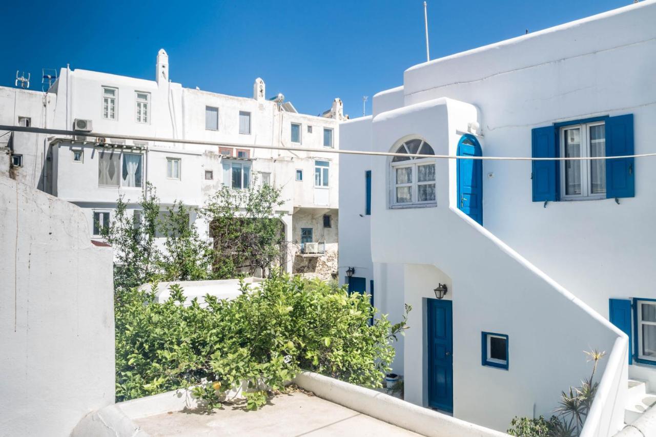 Mykonos Vibes Downtown Townhouse Apartment *
